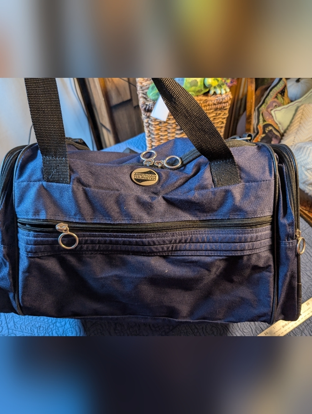 American‎ Tourister Navy Blue Travel Duffle Bag Carry On Gym Weekender Pockets
